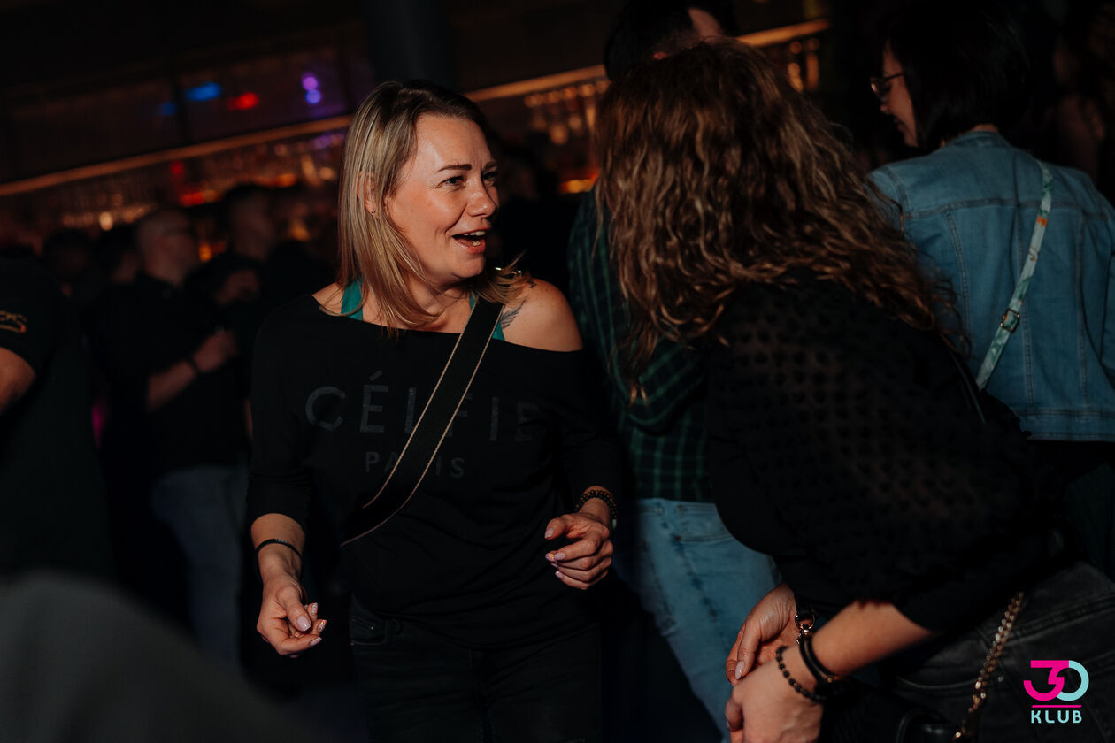  Galeria z imprezy w Klubie 30 (zdjęcie 12) - Autor: Klub 30