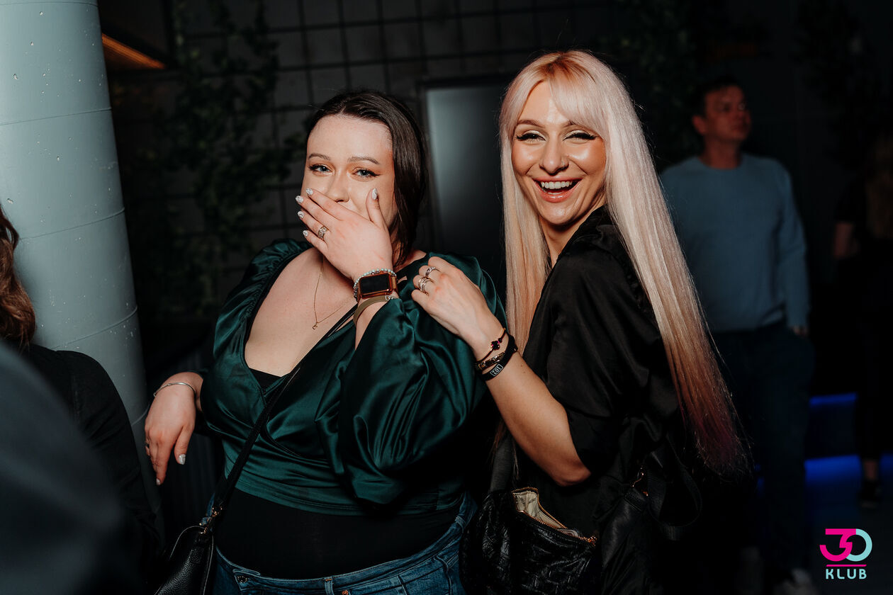  Galeria z imprezy w Klubie 30 (zdjęcie 17) - Autor: Klub 30