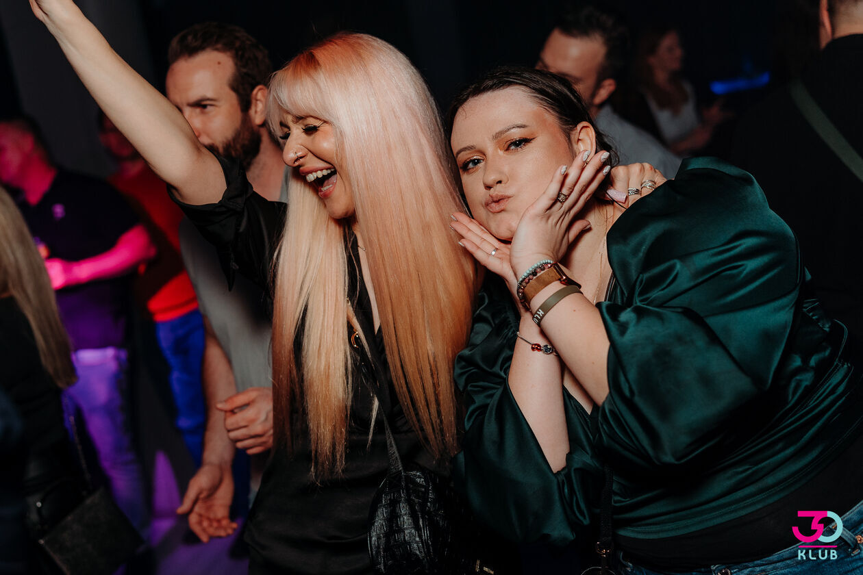  Galeria z imprezy w Klubie 30 (zdjęcie 1) - Autor: Klub 30