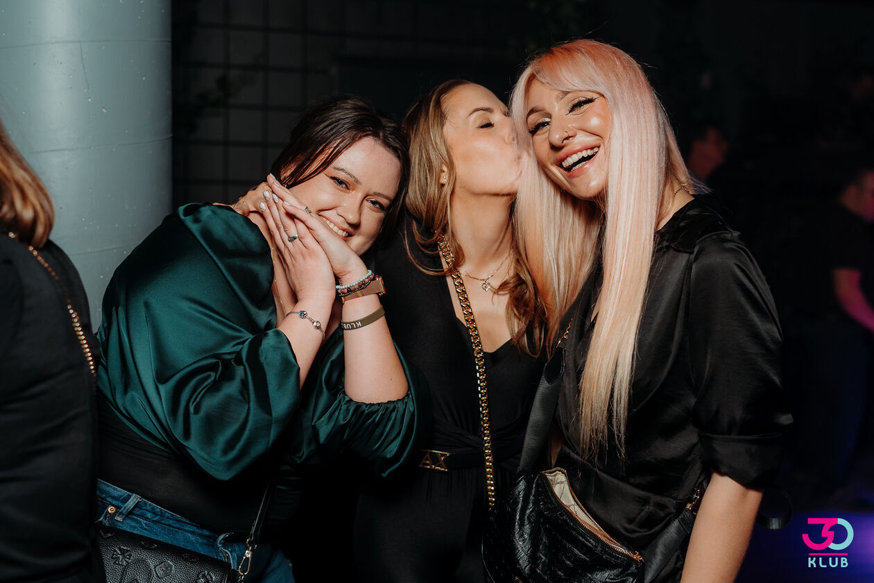  Galeria z imprezy w Klubie 30 (zdjęcie 18) - Autor: Klub 30