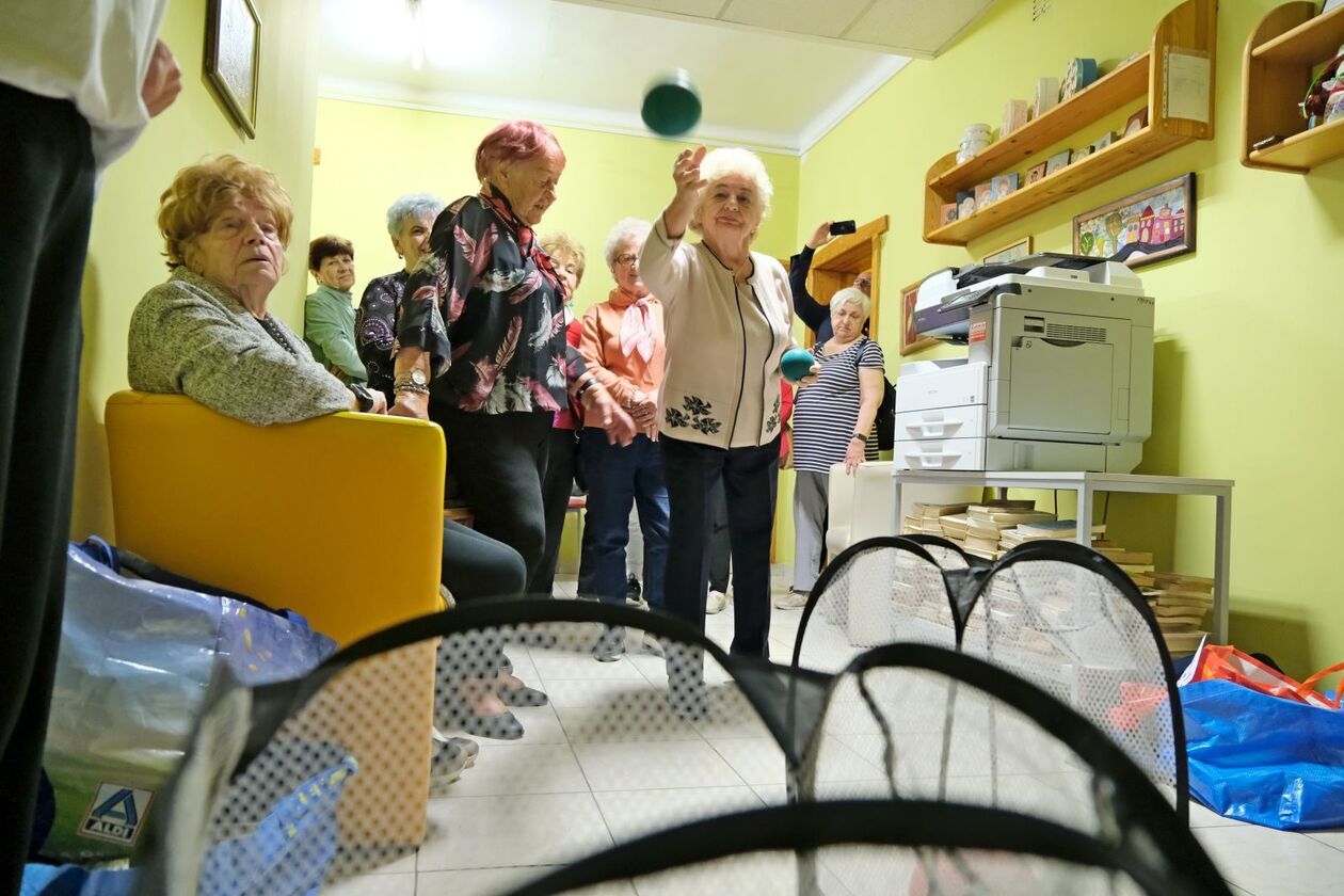  II Lubelska Olimpiada Senioralna w ZOW przy ul. Lwowskiej 28 (zdjęcie 24) - Autor: DW