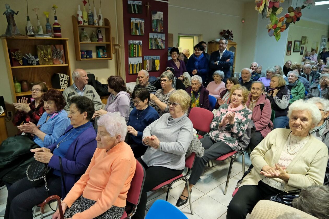  II Lubelska Olimpiada Senioralna w ZOW przy ul. Lwowskiej 28 (zdjęcie 11) - Autor: DW