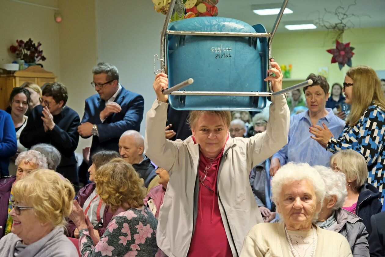  II Lubelska Olimpiada Senioralna w ZOW przy ul. Lwowskiej 28 (zdjęcie 9) - Autor: DW