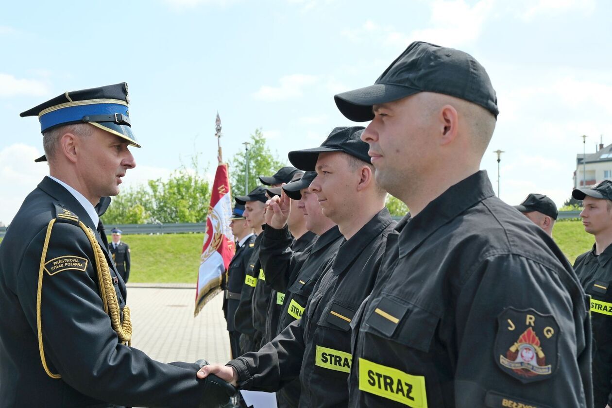  Dzień Strażaka w Jednostce Ratowniczo-Gaśniczej Nr 4  (zdjęcie 43) - Autor: DW
