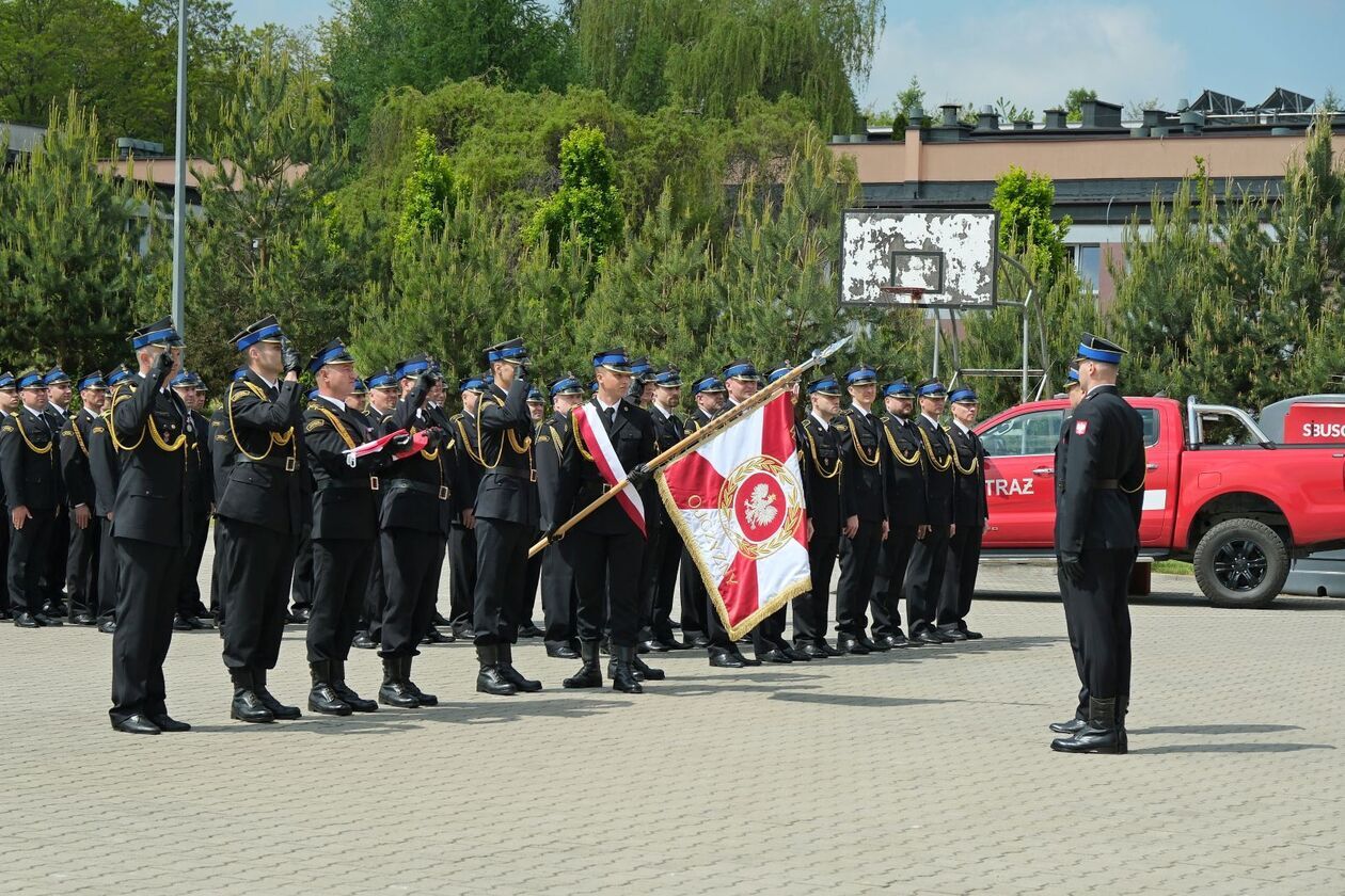  Dzień Strażaka w Jednostce Ratowniczo-Gaśniczej Nr 4  (zdjęcie 8) - Autor: DW
