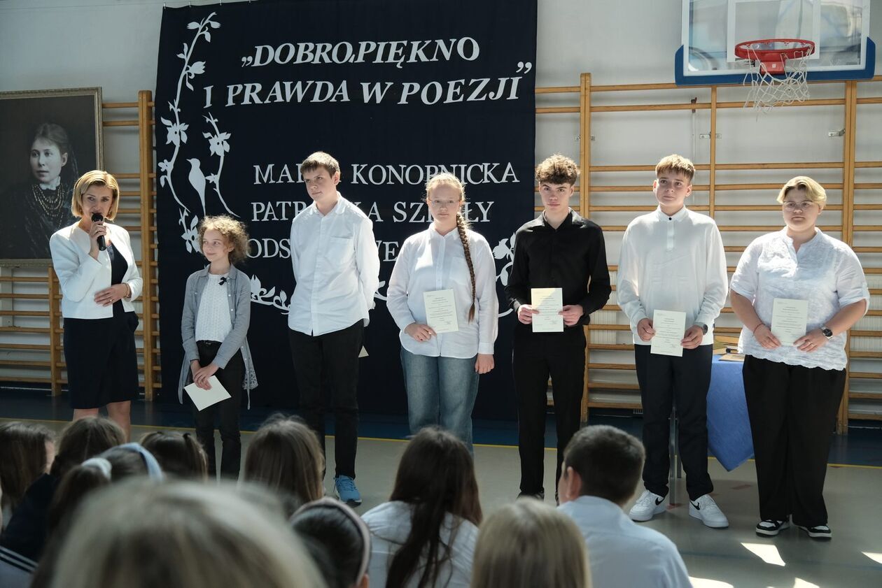  Jubileusz patronki lubelskiej Szkoły Podstawowej nr 52 (zdjęcie 25) - Autor: DW