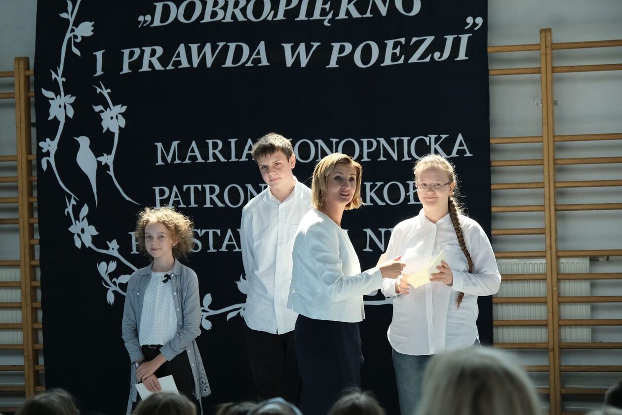  Jubileusz patronki lubelskiej Szkoły Podstawowej nr 52 (zdjęcie 23) - Autor: DW