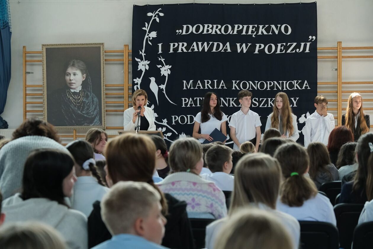  Jubileusz patronki lubelskiej Szkoły Podstawowej nr 52 (zdjęcie 9) - Autor: DW