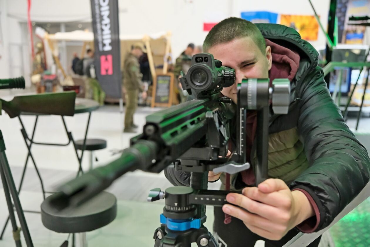  Zlot miłośników militariów w Targach Lublin (zdjęcie 3) - Autor: DW