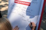 Podpisanie listy poparcia dla Rafała Trzaskowskiego. (zdjęcie 5)