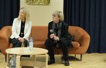 Spotkanie młodzieży z III LO z poetką Ewą Lipską (zdjęcie 3)
