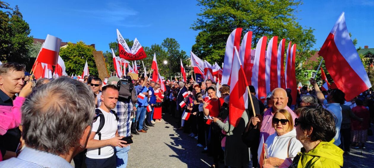  Karol Nawrocki w Białej Podlaskiej (30 maja) (zdjęcie 30) - Autor: EB