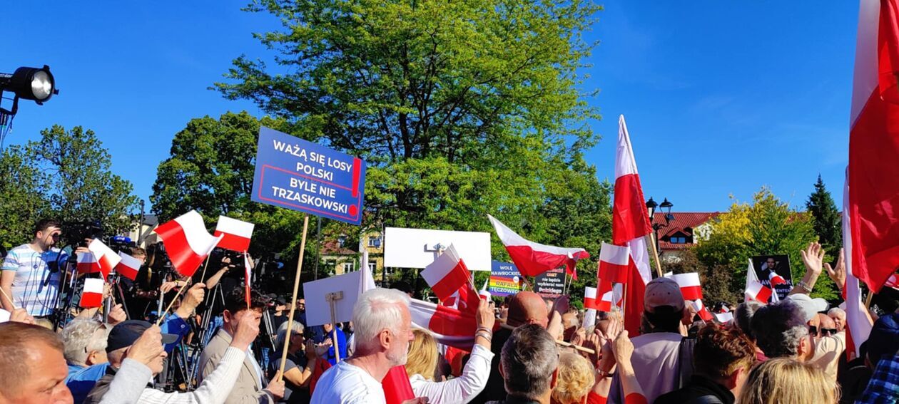  Karol Nawrocki w Białej Podlaskiej (30 maja) (zdjęcie 25) - Autor: EB