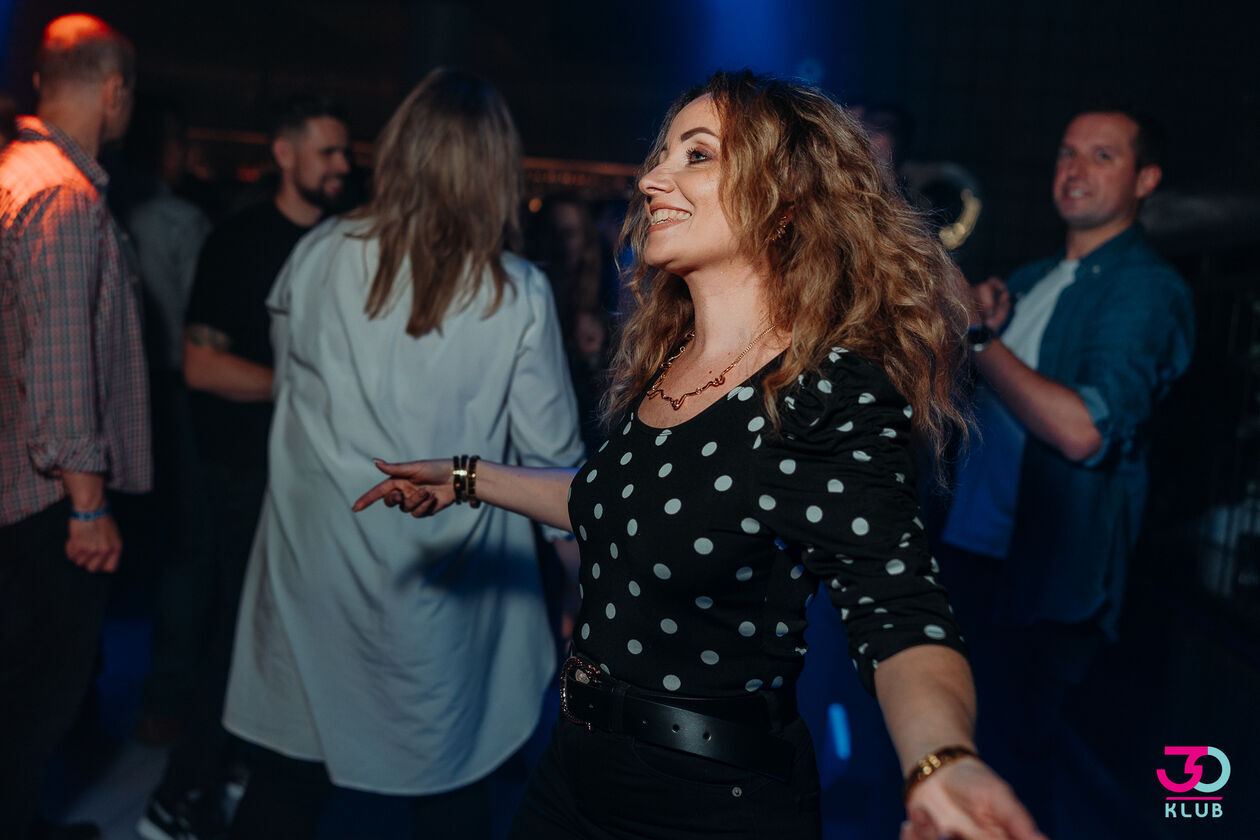 Terapia tańcem w Klubie 30 - Autor: Klub 30