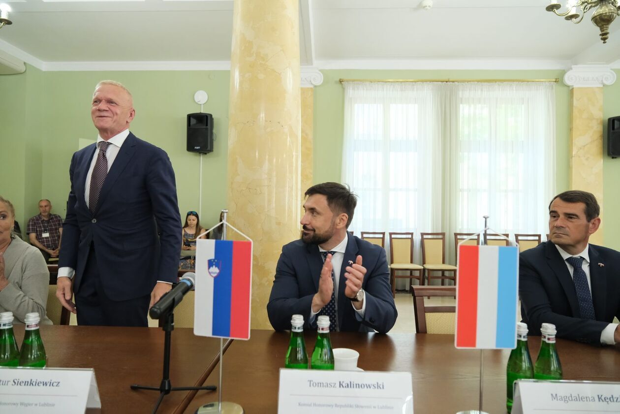  Odprawa dyplomatyczna Wojewody Lubelskiego 2025 z prof. Hanną Suchocką  (zdjęcie 5) - Autor: DW