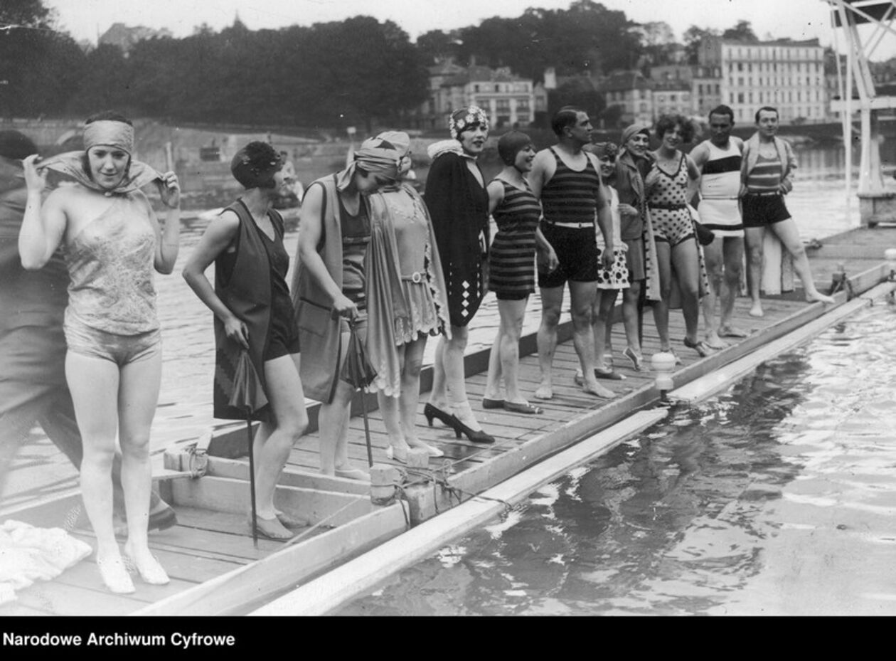  Moda na plaży w XX w. (zdjęcie 14) - Autor: Narodowe Archiwum Cyfrowe