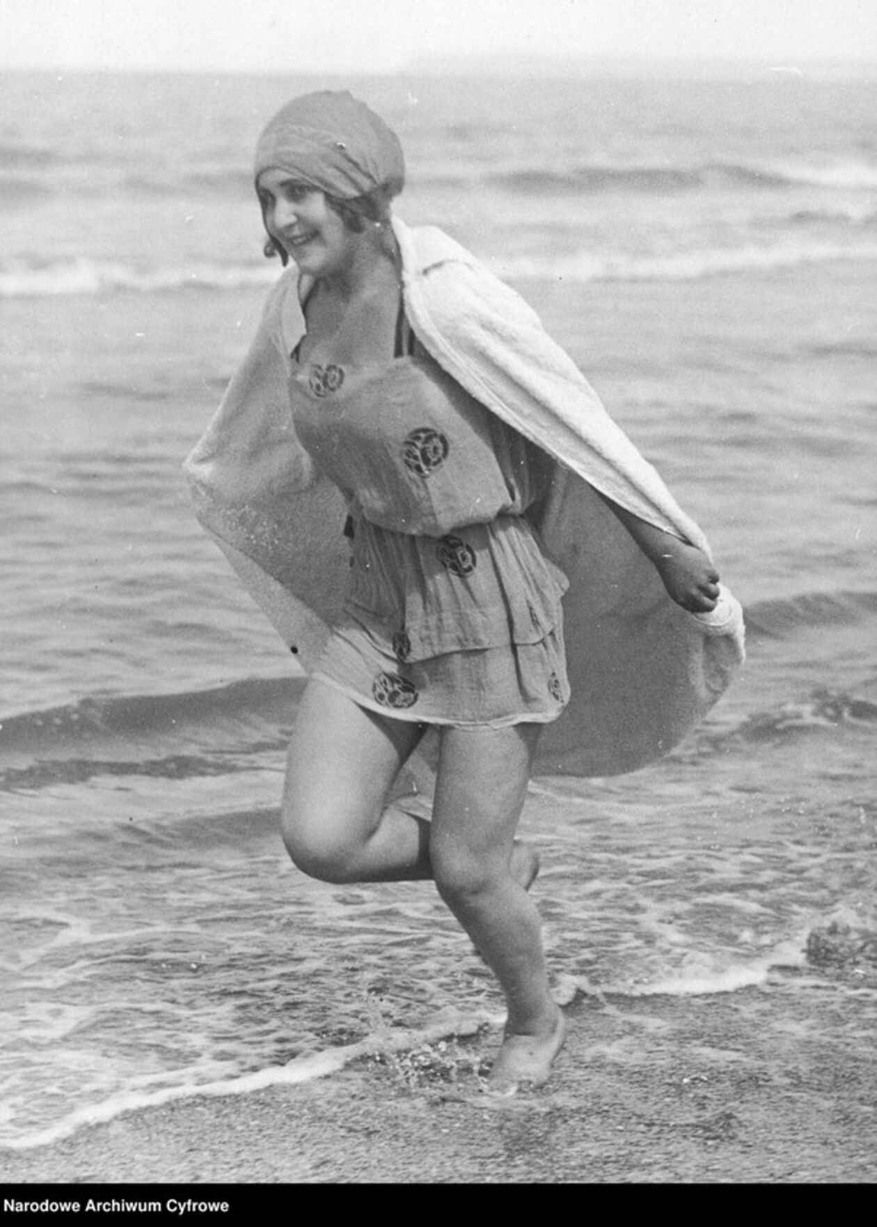  Moda na plaży w XX w. (zdjęcie 10) - Autor: Narodowe Archiwum Cyfrowe