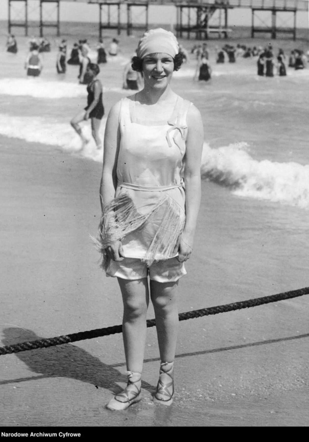  Moda na plaży w XX w. (zdjęcie 11) - Autor: Narodowe Archiwum Cyfrowe