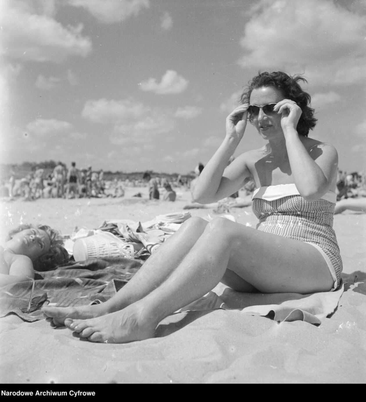  Moda na plaży w XX w. (zdjęcie 20) - Autor: Narodowe Archiwum Cyfrowe