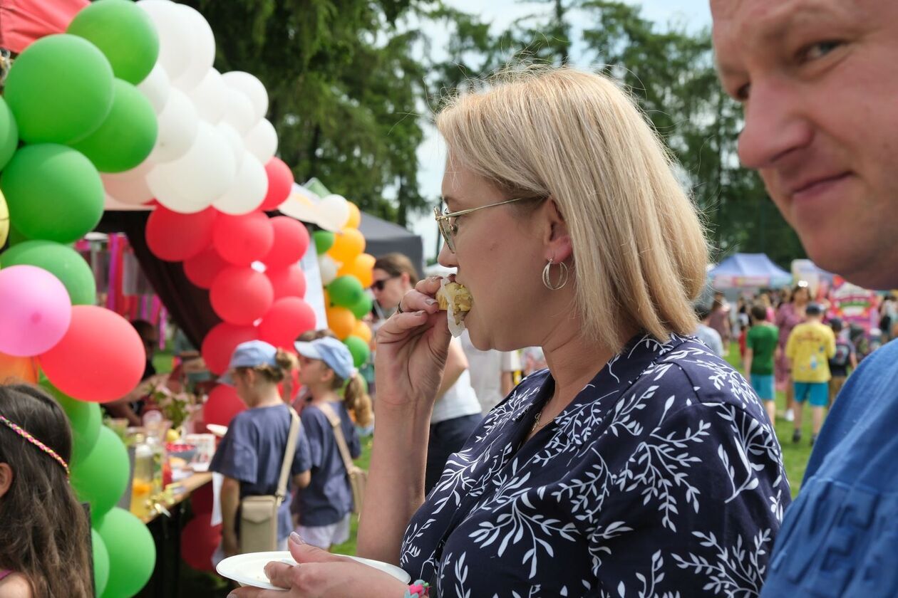  Festyn rodzinny pt Kuchnie świata na Sławinku (zdjęcie 29) - Autor: DW