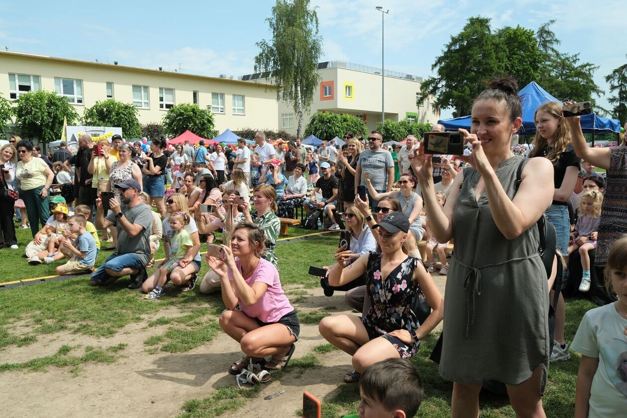  Festyn rodzinny pt Kuchnie świata na Sławinku (zdjęcie 20) - Autor: DW