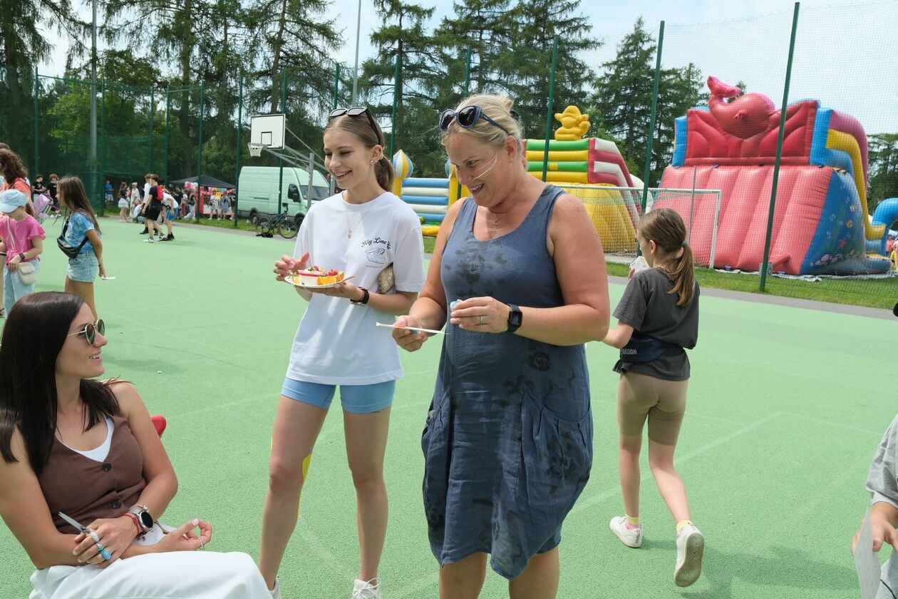  Festyn rodzinny pt Kuchnie świata na Sławinku (zdjęcie 1) - Autor: DW