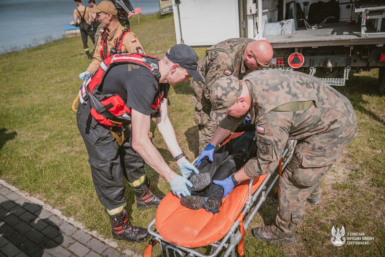  Ćwiczenia 2 LBOT w Biłgoraju i okolicach (zdjęcie 5) - Autor: 2 LBOT