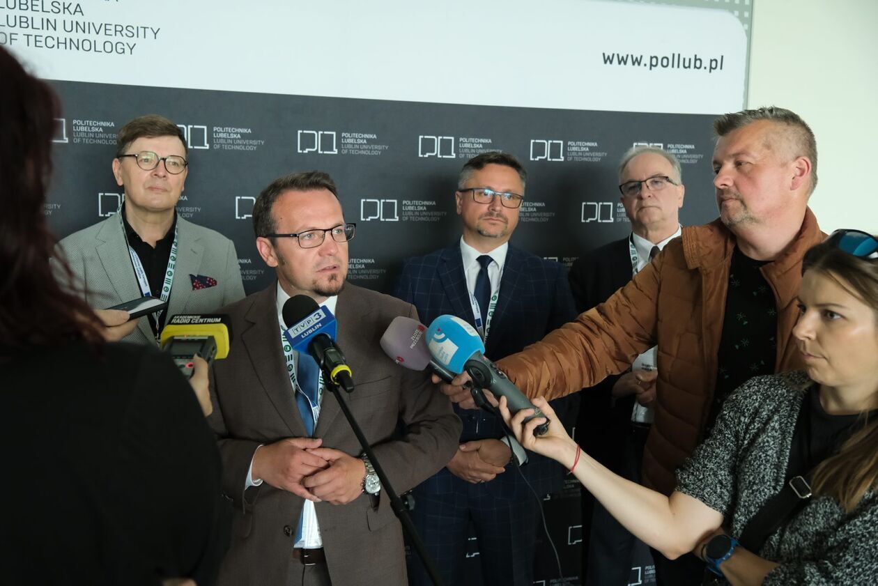  Transportowe Forum Współpracy Transgranicznej na Politechnice Lubelskiej (zdjęcie 4) - Autor: DW