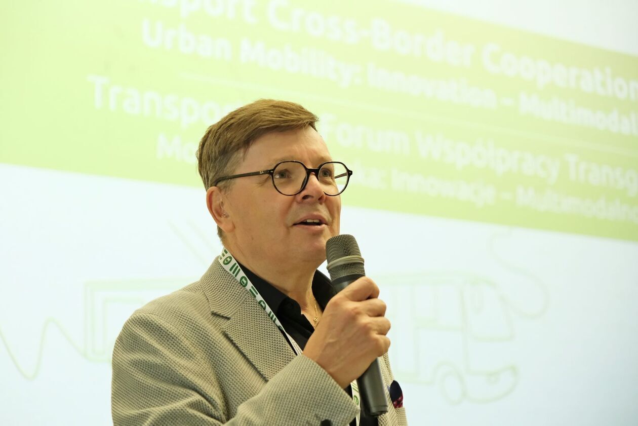  Transportowe Forum Współpracy Transgranicznej na Politechnice Lubelskiej (zdjęcie 11) - Autor: DW