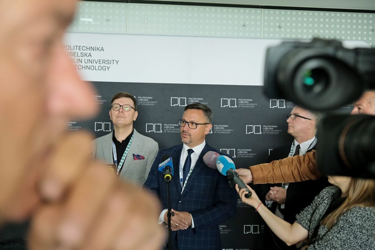  Transportowe Forum Współpracy Transgranicznej na Politechnice Lubelskiej (zdjęcie 3) - Autor: DW