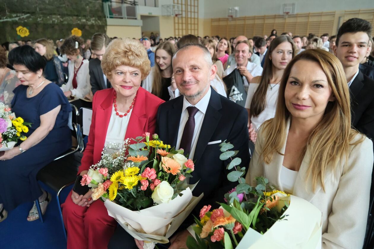  Nagrody dla najlepszych 228 uczniów   - Autor: DW