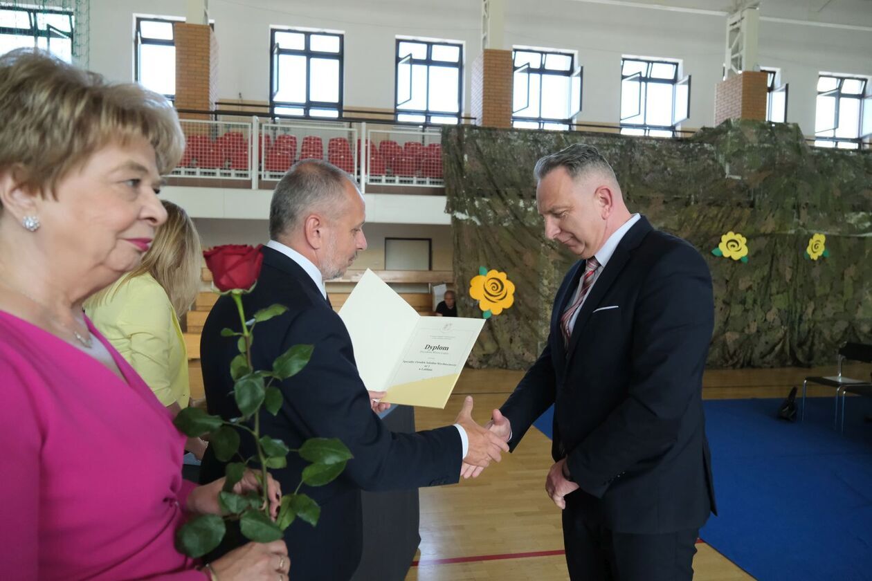  Nagrody dla najlepszych 228 uczniów  (zdjęcie 128) - Autor: DW