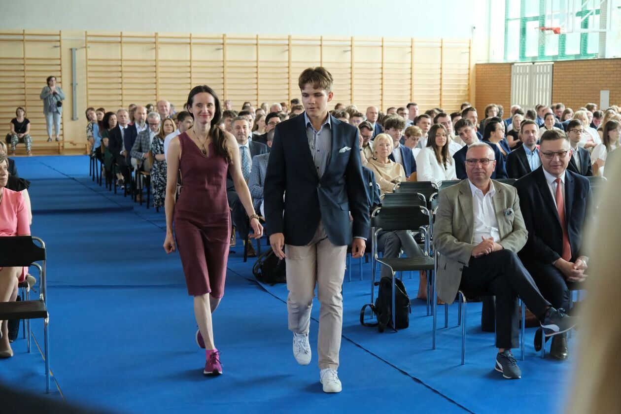  Nagrody dla najlepszych 228 uczniów  (zdjęcie 54) - Autor: DW