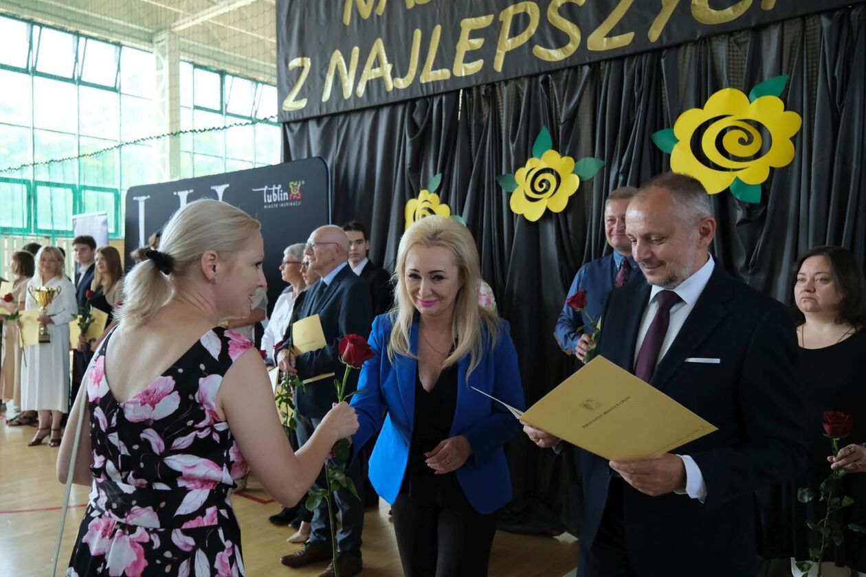  Nagrody dla najlepszych 228 uczniów  (zdjęcie 35) - Autor: DW