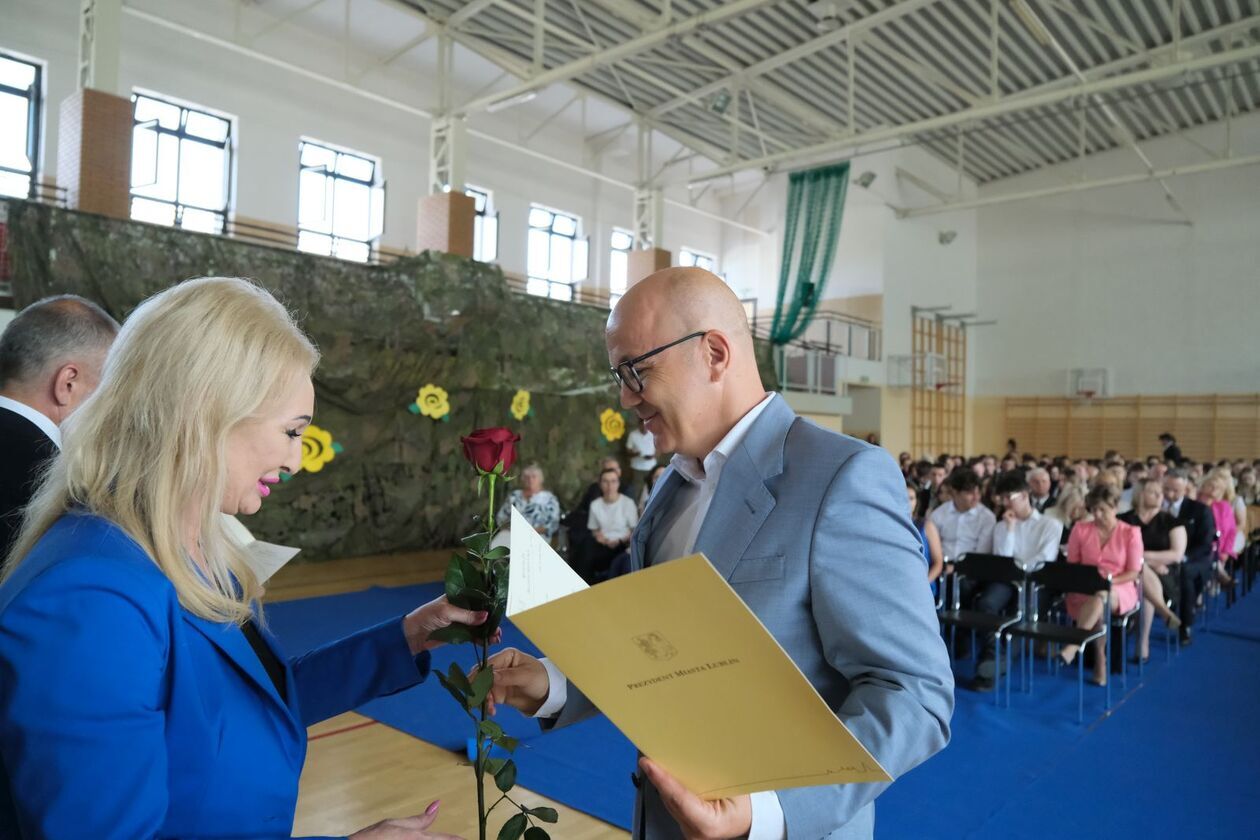  Nagrody dla najlepszych 228 uczniów  (zdjęcie 69) - Autor: DW