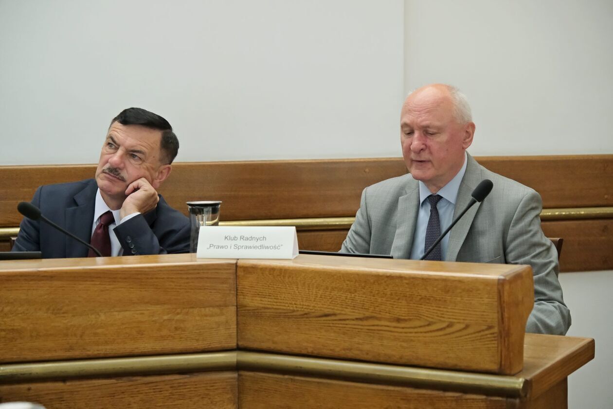  XII seja Rady Miasta - podziękowania dla koszykarzy PGE Start Lublin (zdjęcie 29) - Autor: DW
