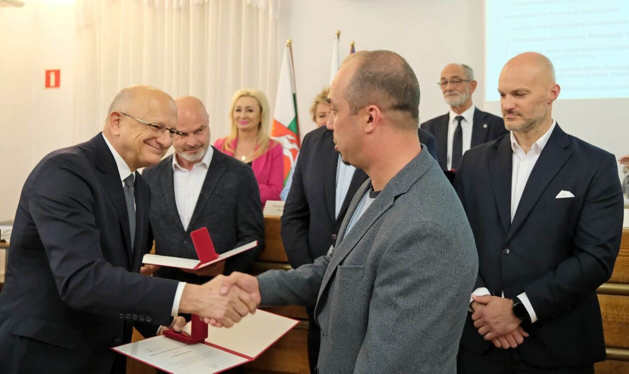  XII seja Rady Miasta - podziękowania dla koszykarzy PGE Start Lublin (zdjęcie 13) - Autor: DW