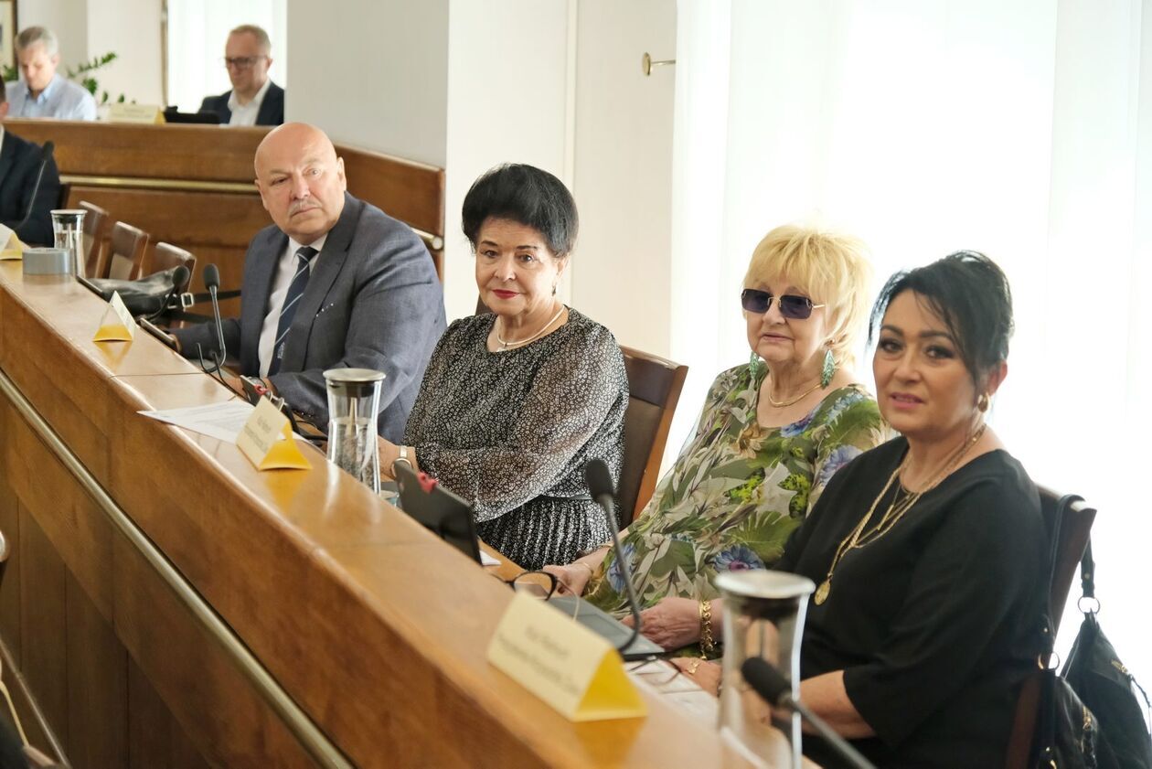  XII seja Rady Miasta - podziękowania dla koszykarzy PGE Start Lublin (zdjęcie 23) - Autor: DW
