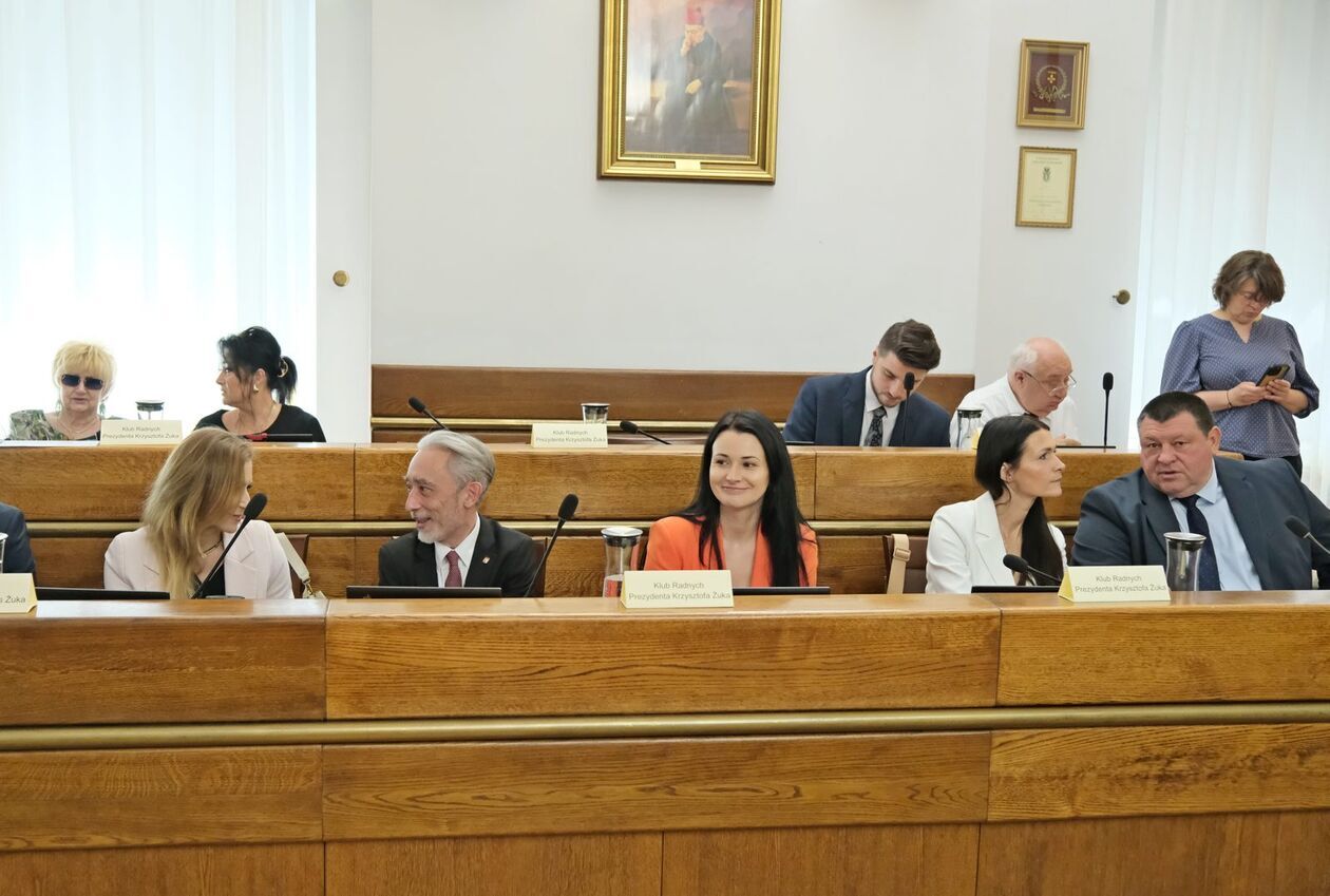  XII seja Rady Miasta - podziękowania dla koszykarzy PGE Start Lublin (zdjęcie 4) - Autor: DW