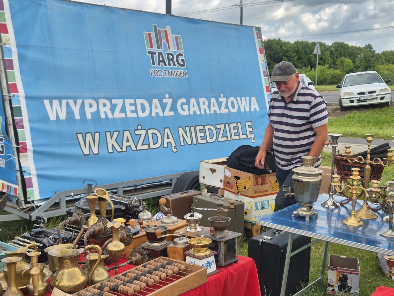  Wyprzedaż garażowa Targ pod Zamkiem w Lublinie 29.06.2025  (zdjęcie 14) - Autor: DW 