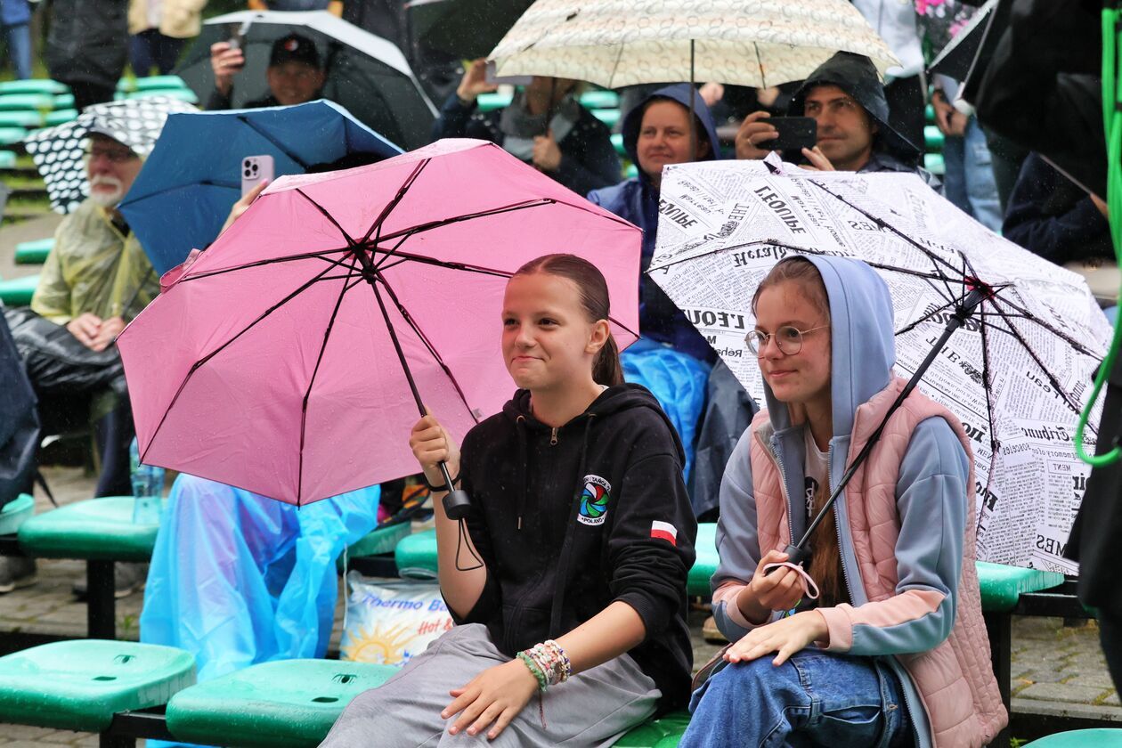  d3791df40650e3581db9a26406cad168.JPG