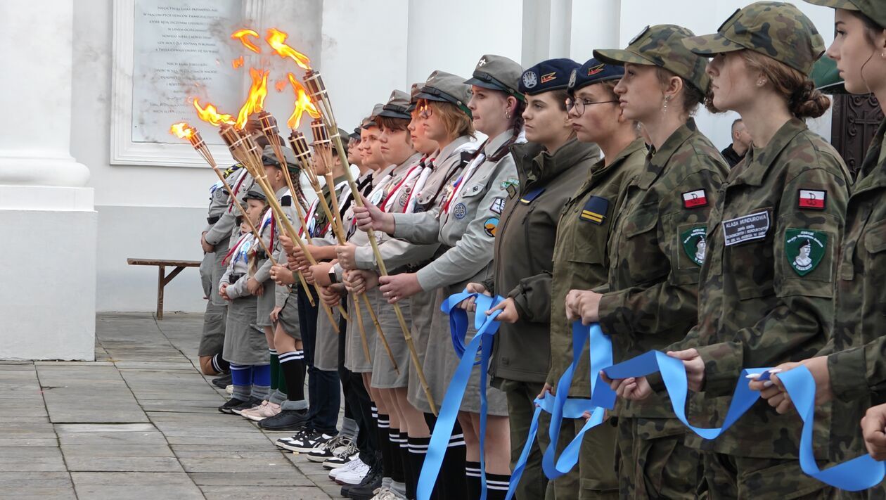  Uroczystości w Chełmie upamiętniające ofiary Rzezi Wołyńskiej (zdjęcie 63) - Autor: Kamil Pomorski