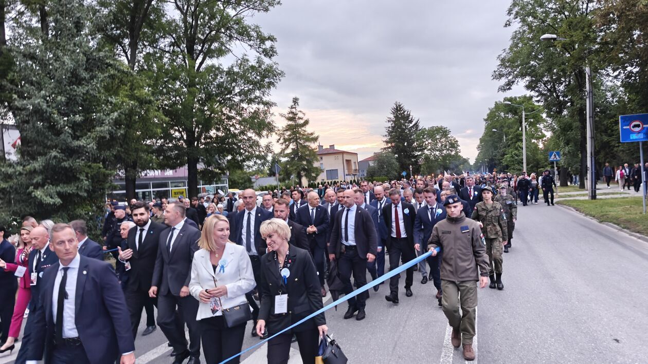 Uroczystości w Chełmie upamiętniające ofiary Rzezi Wołyńskiej (zdjęcie 9) - Autor: Kamil Pomorski