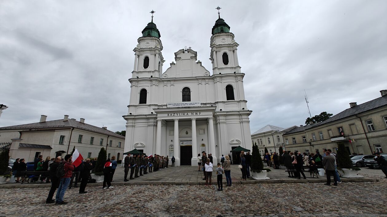  Uroczystości w Chełmie upamiętniające ofiary Rzezi Wołyńskiej (zdjęcie 64) - Autor: Kamil Pomorski