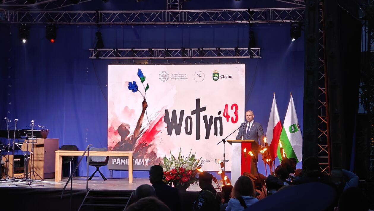  Uroczystości w Chełmie upamiętniające ofiary Rzezi Wołyńskiej (zdjęcie 6) - Autor: Kamil Pomorski