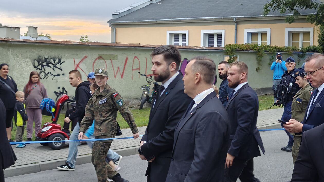  Uroczystości w Chełmie upamiętniające ofiary Rzezi Wołyńskiej (zdjęcie 42) - Autor: Kamil Pomorski