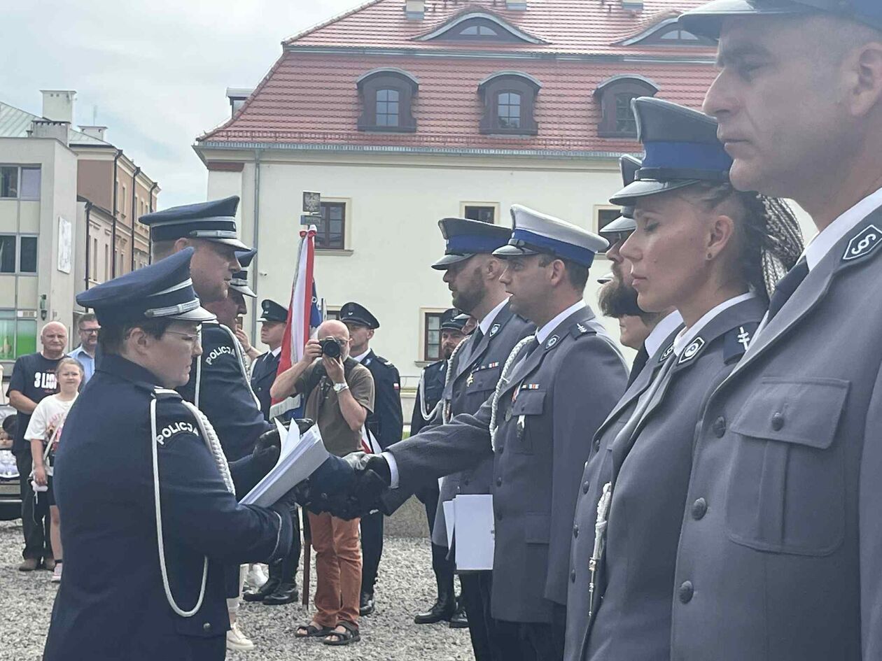  81a1fe96ac00088d40945588d1d01e8e.jpg