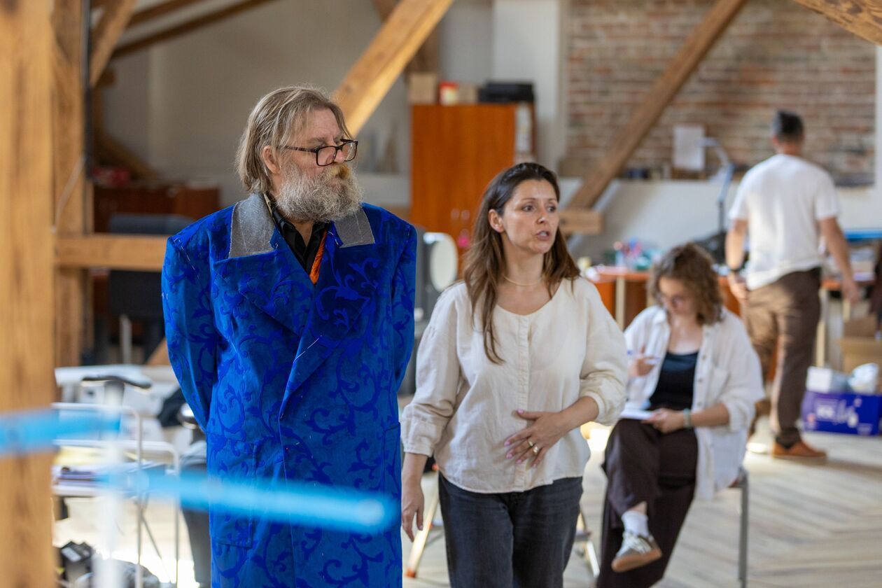  Przymiarki kostiumów do spektaklu Poskromienie złośnicy w Teatrze Osterwy w Lublinie (zdjęcie 6) - Autor: Marcin Studziński