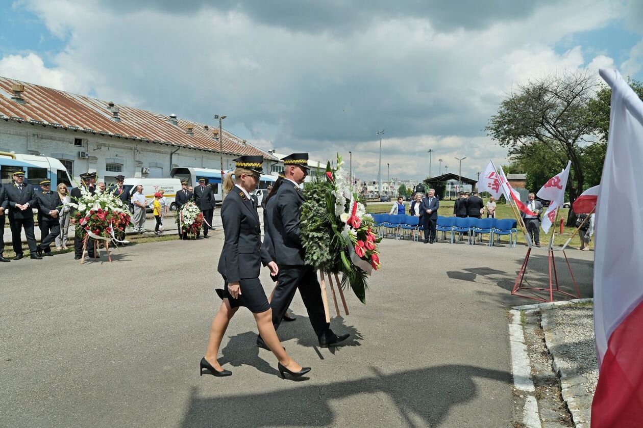  Obchody 45. rocznicy strajku lubelskich kolejarzy (zdjęcie 37) - Autor: DW