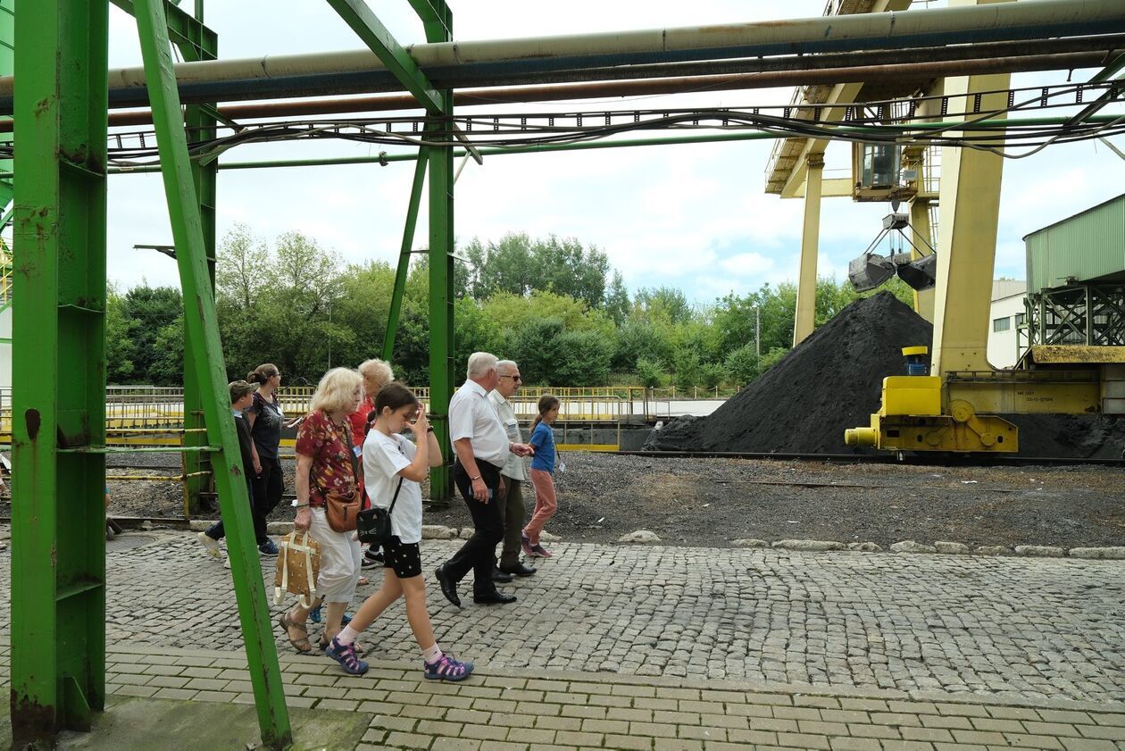  Uczestnicy projektu Lublin. Zawodowcy odwiedzili Elektrociepłownię MEGATEM (zdjęcie 7) - Autor: DW